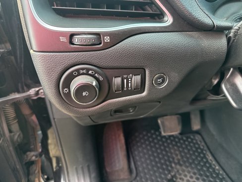 Used 2019 Jeep Cherokee Trailhawk w/ Comfort/Convenience Group image 20