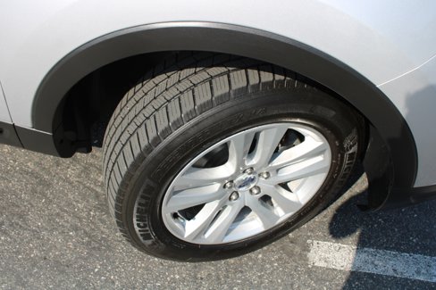 Used 2018 Ford Explorer XLT w/ Equipment Group 201A image 24
