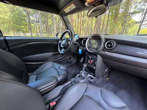 Used 2015 MINI Cooper S image 15