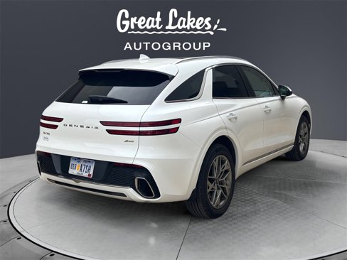Used 2025 Genesis GV70 2.5T w/ Select Package image 5