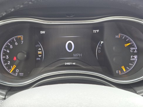 Used 2021 Jeep Grand Cherokee Limited w/ Sun & Sound Group image 16