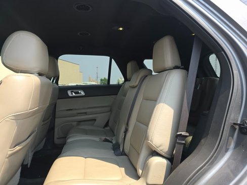 Used 2014 Ford Explorer XLT w/ Equipment Group 202A image 14