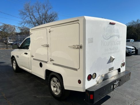 Used 2018 RAM 1500 Express image 3