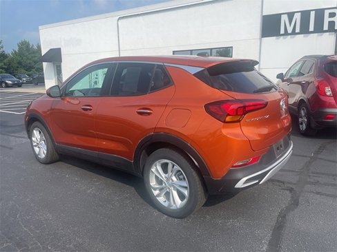 Used 2023 Buick Encore GX Preferred w/ Cold Weather Comfort Package image 3