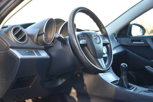 Used 2011 MAZDA MAZDA3 i Touring image 18