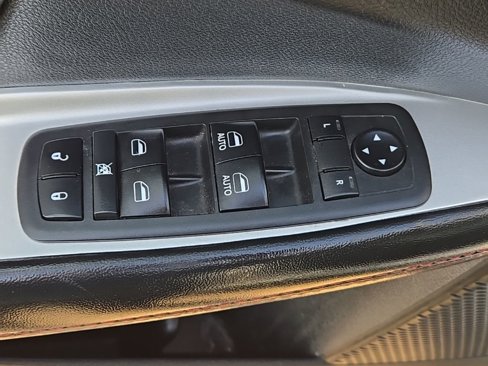 Used 2018 Dodge Journey GT image 31