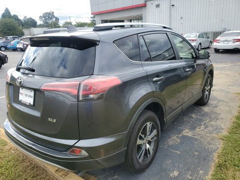 Used 2017 Toyota RAV4 XLE image 6