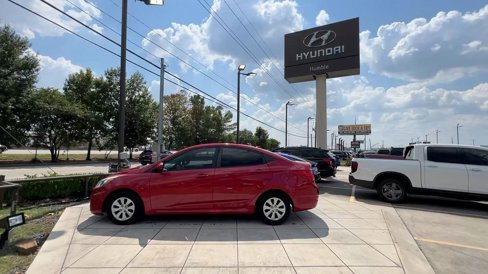Used 2016 Hyundai Accent SE image 3