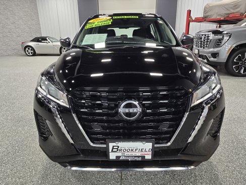 Used 2023 Nissan Kicks S image 8