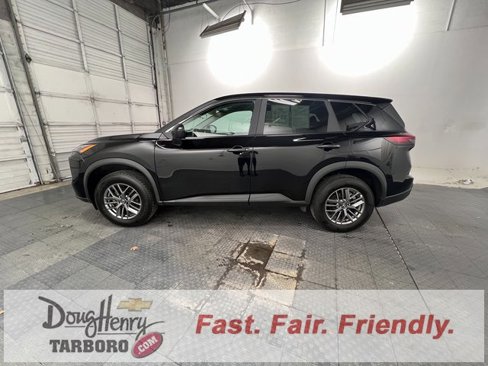 Used 2024 Nissan Rogue S image 5