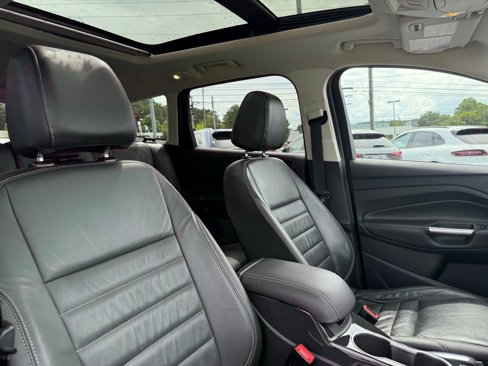 Used 2016 Ford Escape Titanium image 41