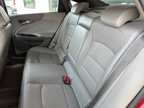 Used 2016 Chevrolet Malibu LT w/ Leather Package image 12