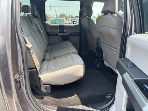 Used 2015 Ford F150 XLT image 21