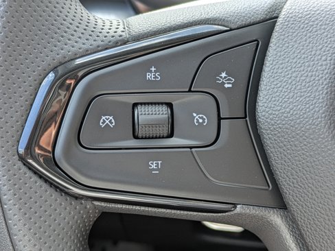 New 2025 Chevrolet Trax LT image 24