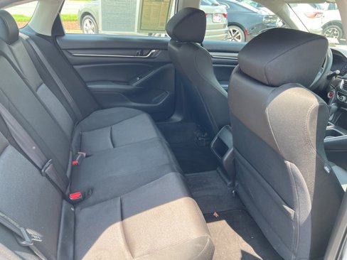 Used 2018 Honda Accord LX image 23