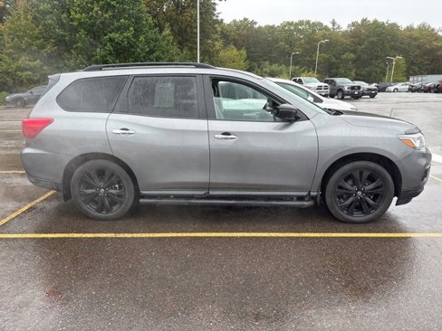 Certified 2018 Nissan Pathfinder SL w/ Midnight Edition Package image 4