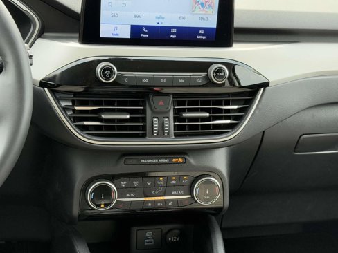 Used 2022 Ford Escape SE w/ Convenience Package image 19