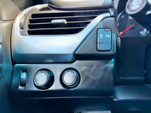 Used 2019 Chevrolet Suburban LS image 21