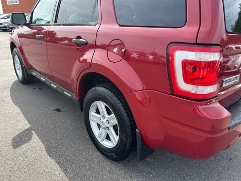 Used 2009 Ford Escape XLT image 8