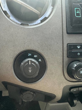 Used 2011 Ford F250 XLT w/ Snow Plow Prep Pkg image 13