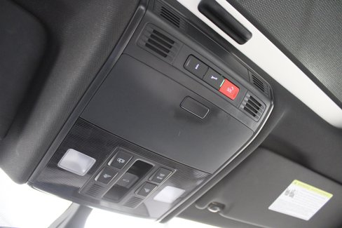 Used 2021 Volkswagen Jetta R-Line w/ R-Line Cold Weather Package image 19