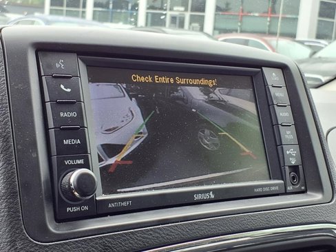 Used 2018 Dodge Grand Caravan SE w/ UConnect Hands-Free Group image 7