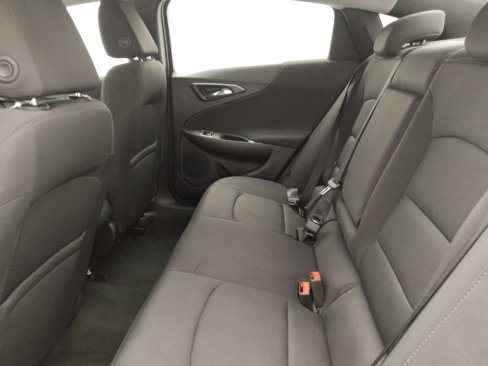 Used 2017 Chevrolet Malibu LS image 18