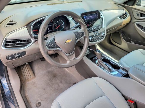 Used 2020 Chevrolet Malibu LT image 8