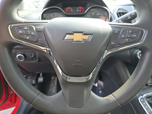Used 2019 Chevrolet Cruze LT image 32