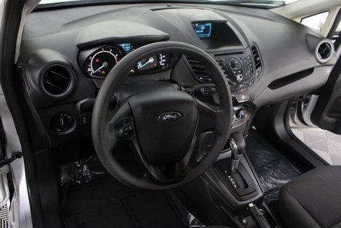 Used 2015 Ford Fiesta S image 7