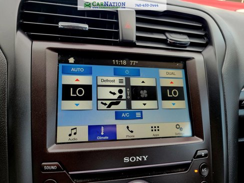 Used 2018 Ford Fusion Titanium image 28