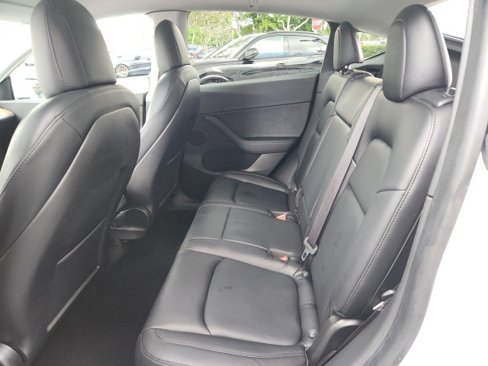 Used 2020 Tesla Model Y Long Range image 19