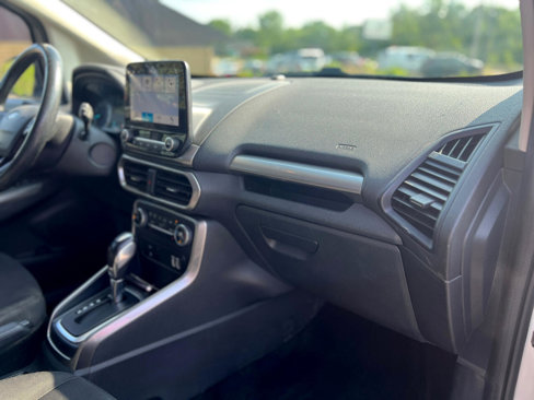Used 2018 Ford EcoSport SE w/ SE Convenience Package image 43
