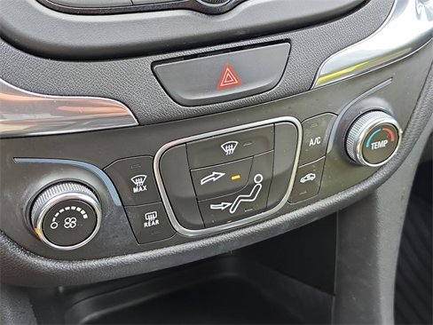 Used 2020 Chevrolet Equinox LT image 33