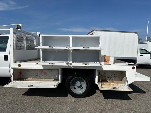 Used 2010 Ford F550 2WD Regular Cab Super Duty image 19