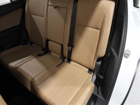 Used 2022 Volkswagen Tiguan SE image 19