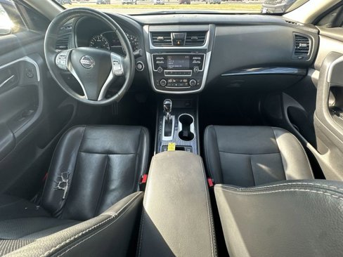 Used 2017 Nissan Altima 2.5 SL w/ Moonroof Package image 20