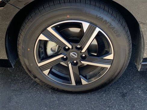Used 2024 Nissan Sentra SV image 28