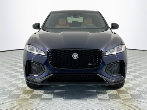 New 2025 Jaguar F-PACE R-Dynamic S image 2