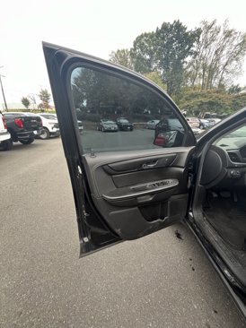 Used 2017 Chevrolet Traverse LT image 19