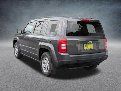 Certified 2016 Jeep Patriot Sport image 5