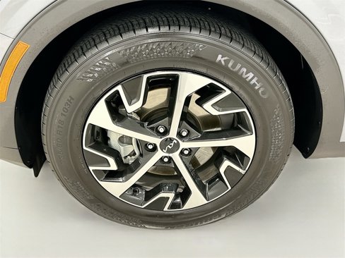 Used 2023 Kia Sportage EX image 32