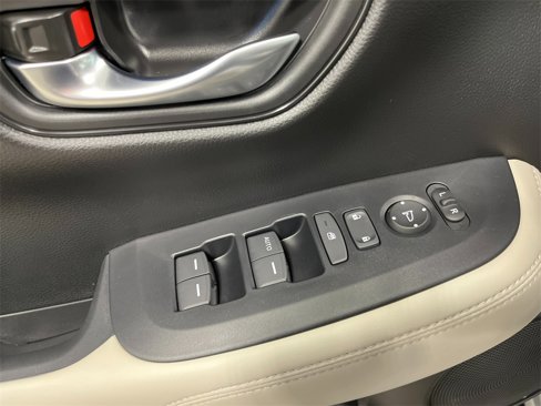 New 2026 Honda HR-V LX image 13