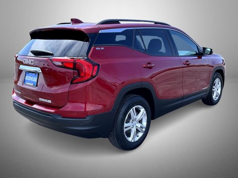 Used 2020 GMC Terrain SLE w/ Driver Convenience Package image 5