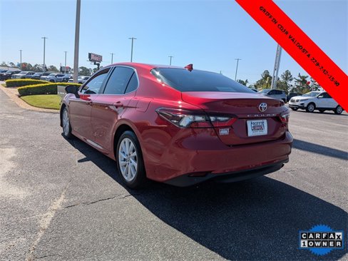 Used 2024 Toyota Camry LE image 5