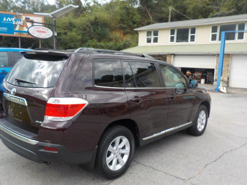 Used 2013 Toyota Highlander SE image 6
