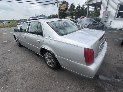 Used 2002 Cadillac De Ville DTS w/ Premium Equipment Pkg image 6