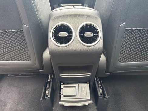 Used 2025 Mercedes-Benz GLA 250 4MATIC image 27