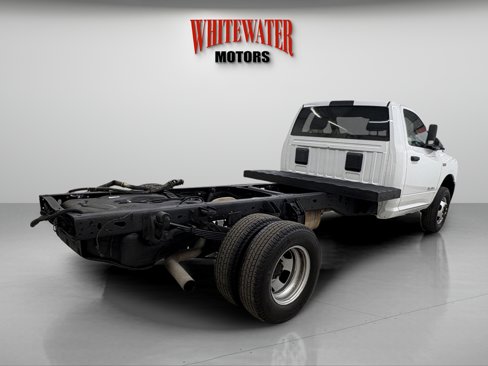 Used 2019 RAM 3500 Tradesman image 3
