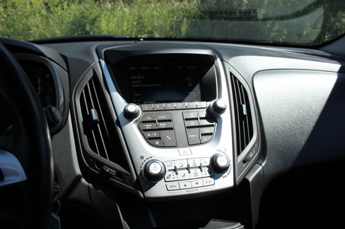 Used 2017 Chevrolet Equinox LT w/ Convenience Package image 23
